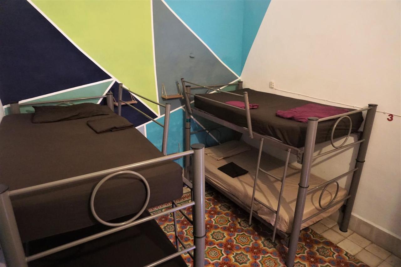 Akasha Hostel Merida Room photo
